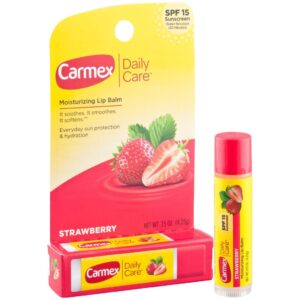 Carmex Strawberry Moisturising Lipbalm Spf15 4.25G